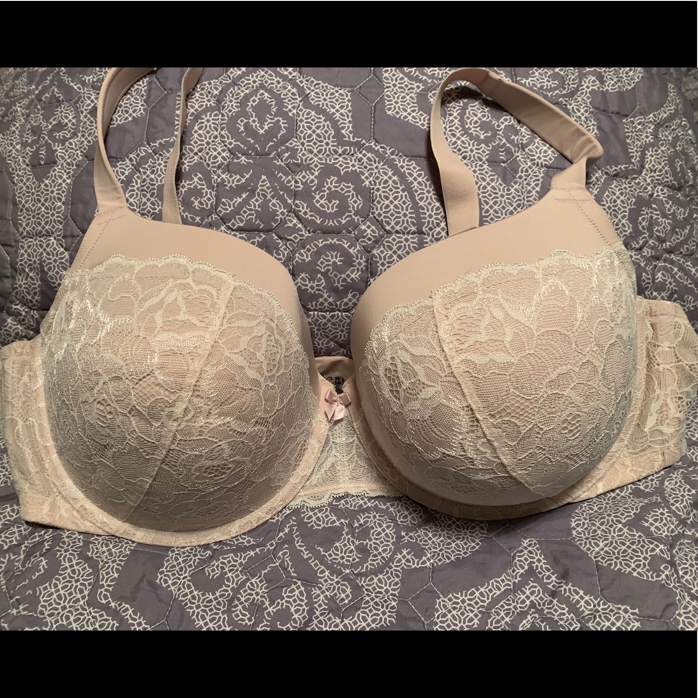 Torrid Underwire Bra, 46 D